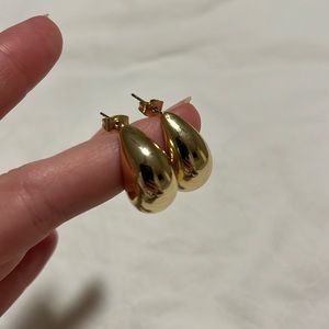 Gold earrings